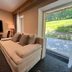 Apartament Rezidence Alpina 10,11 *