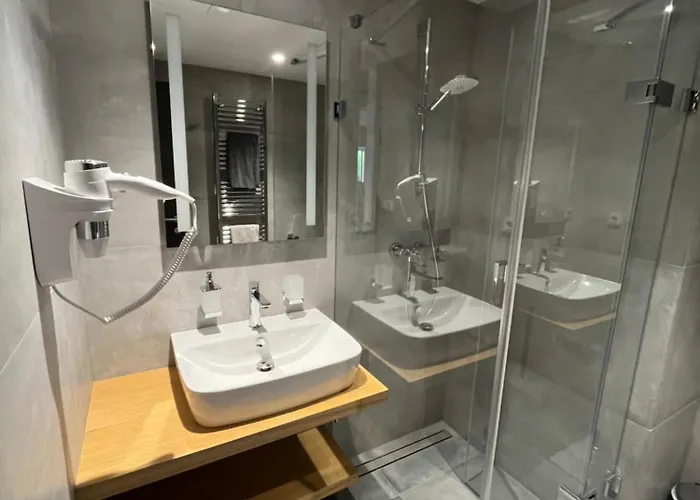 Rezidence Alpina 10,11 Appartement *